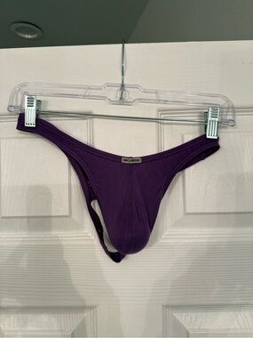 Brave Person mens Purple thong - Med